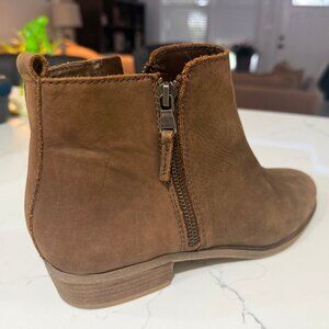 Lauren Ralph Lauren Suede Ankle Booties Tan Camel Side Zip
